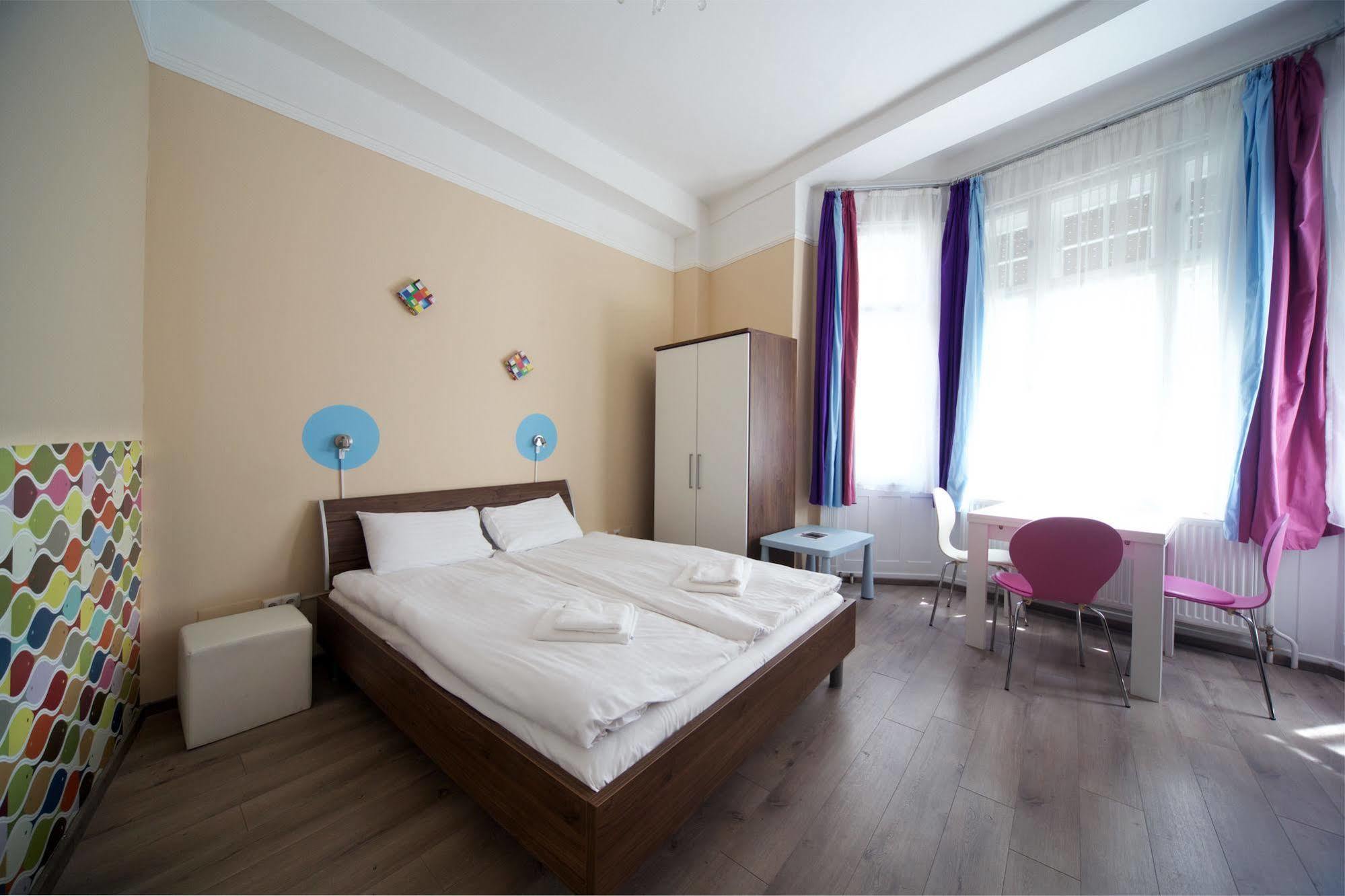 Aparthotel Amber Terrace Downtown 3*
